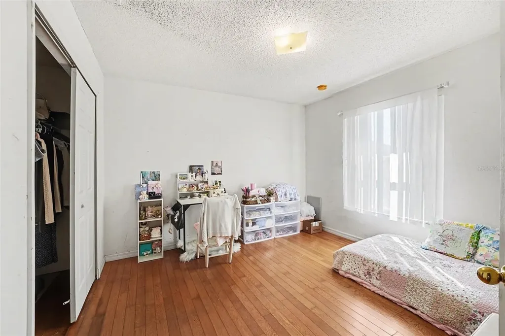 208 Cimarron Drive Kissimmee FL 34759
