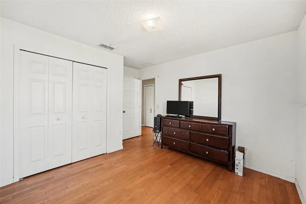 208 Cimarron Drive Kissimmee FL 34759