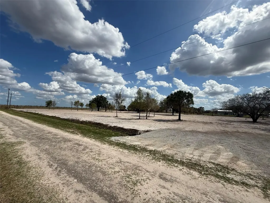 14416 NW 252nd Street Okeechobee FL 34972