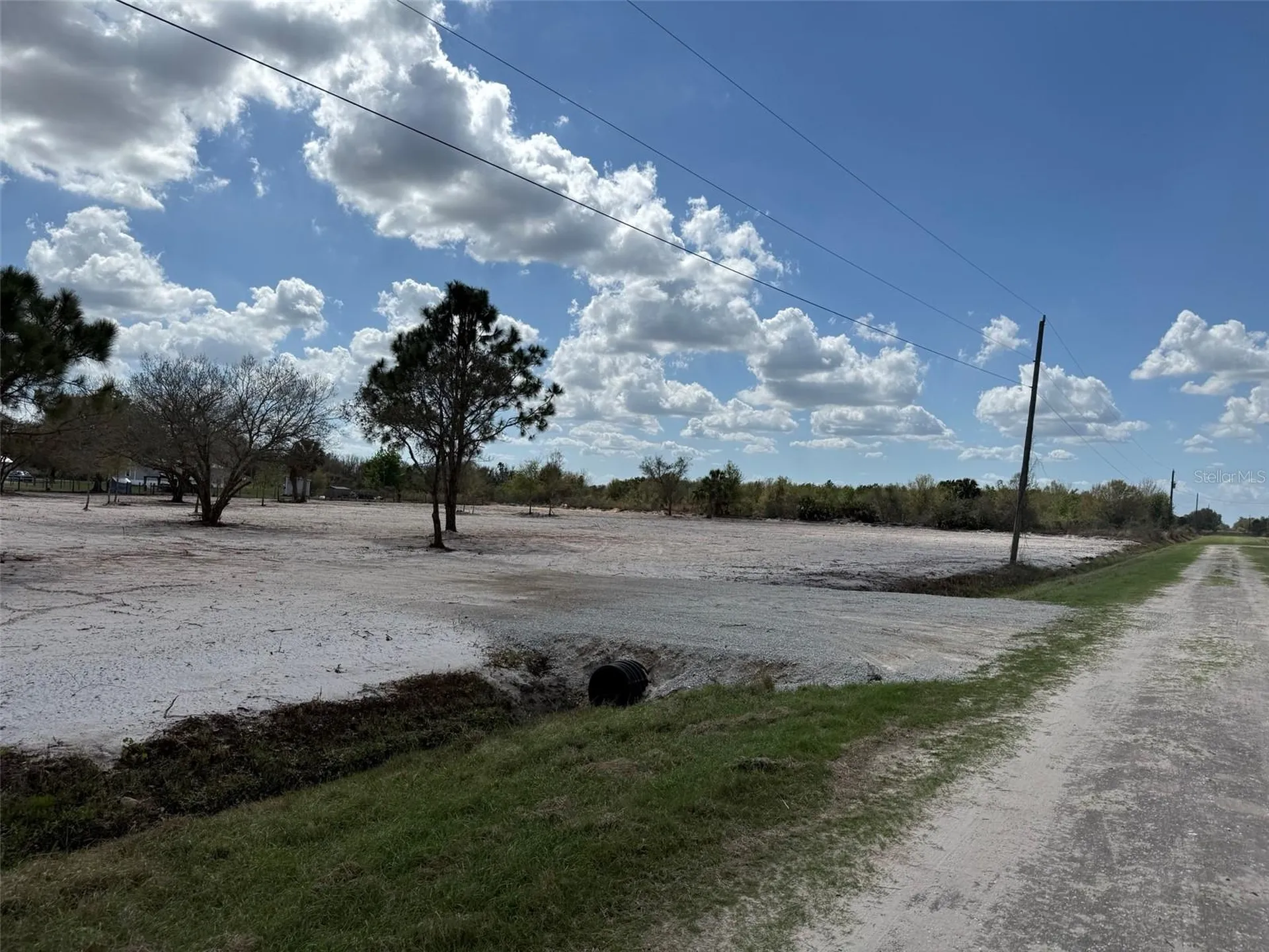 14416 NW 252nd Street Okeechobee FL 34972