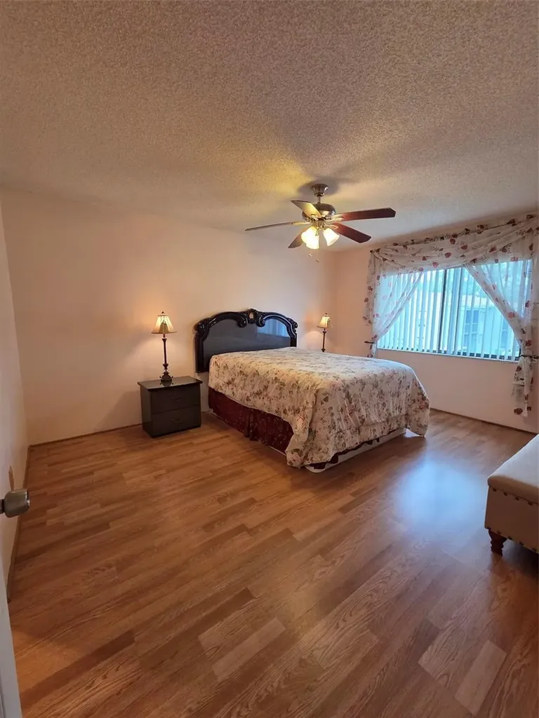 306 Palm Coast Parkway NE Palm Coast FL 32137