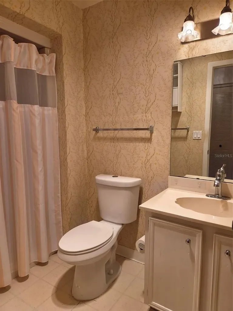 306 Palm Coast Parkway NE Palm Coast FL 32137