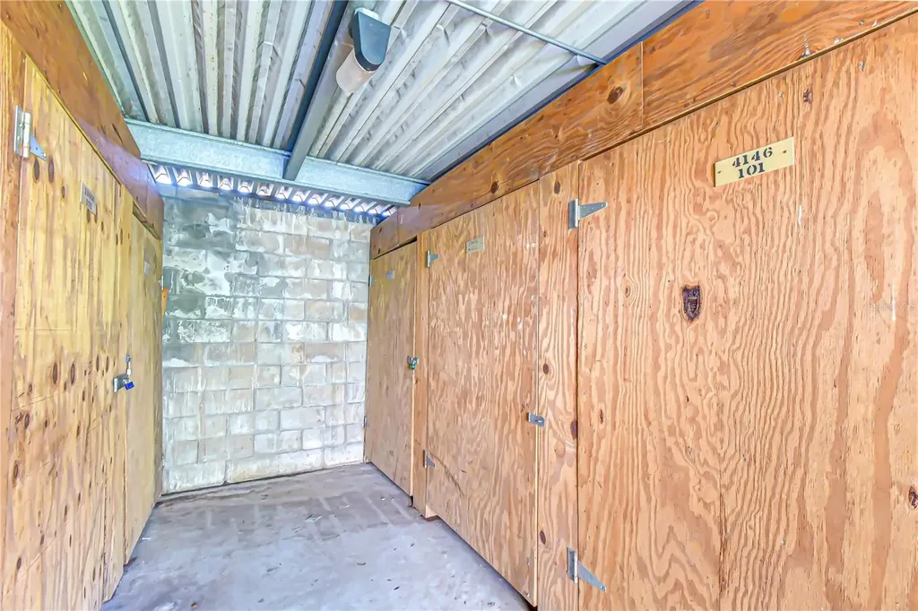 13402 Pine Lake Way Tampa FL 33618