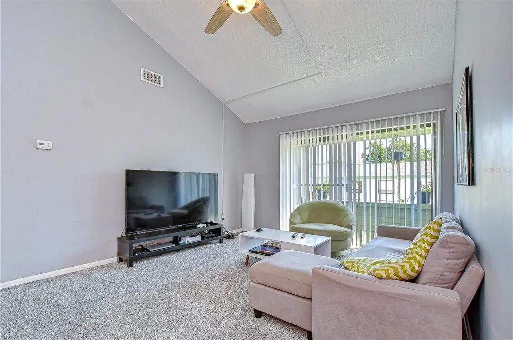 13402 Pine Lake Way Tampa FL 33618