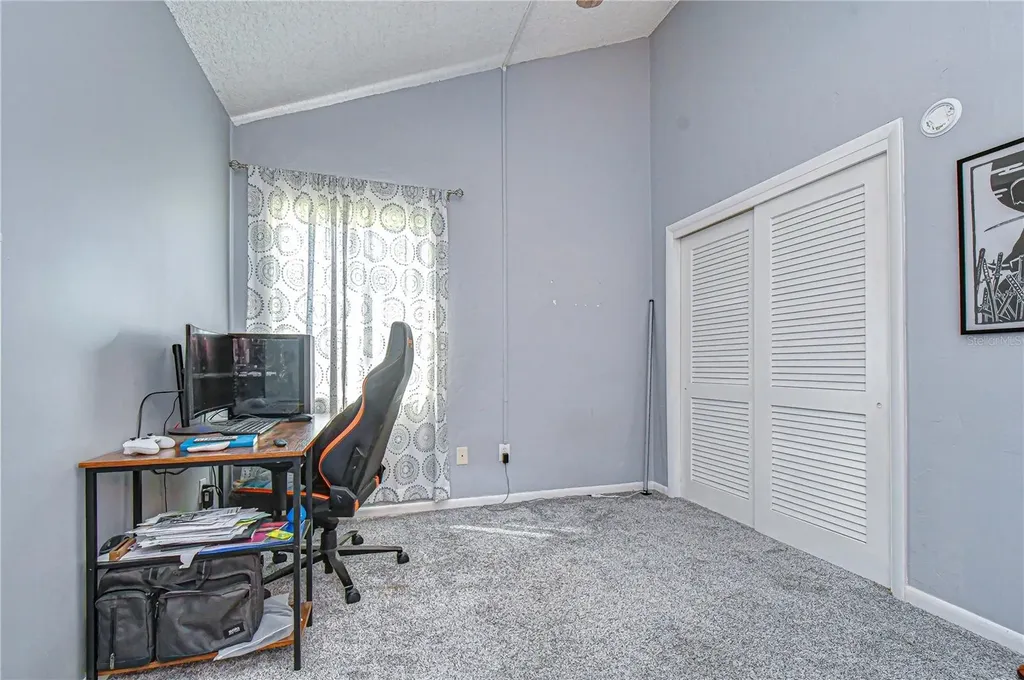 13402 Pine Lake Way Tampa FL 33618