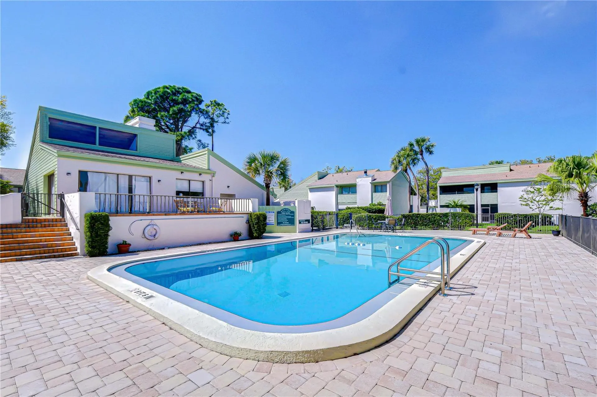 13402 Pine Lake Way Tampa FL 33618