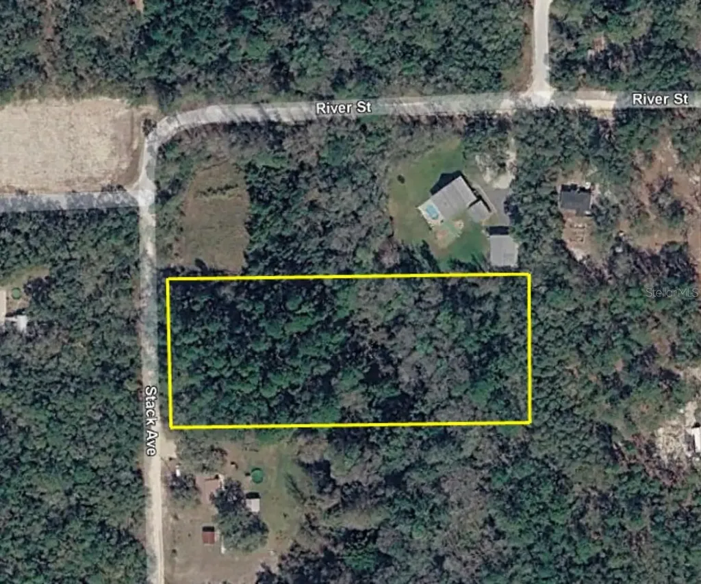 112 Stack Avenue Interlachen FL 32148