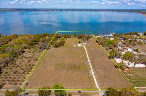 13311 SE Sunset Harbor Road Weirsdale FL 32195