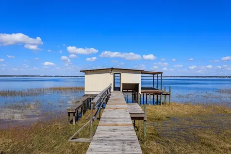 13311 SE Sunset Harbor Road Weirsdale FL 32195