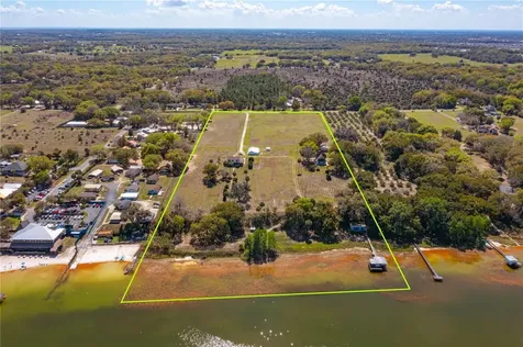 13311 SE Sunset Harbor Road Weirsdale FL 32195