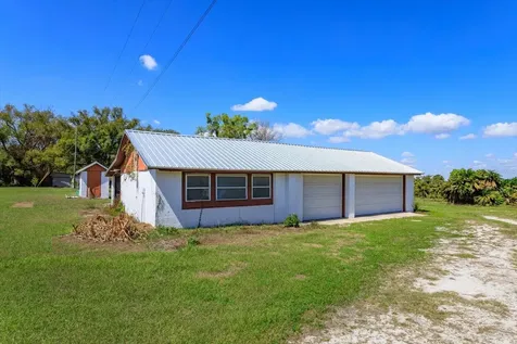 13311 SE Sunset Harbor Road Weirsdale FL 32195