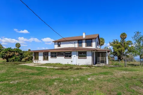 13311 SE Sunset Harbor Road Weirsdale FL 32195