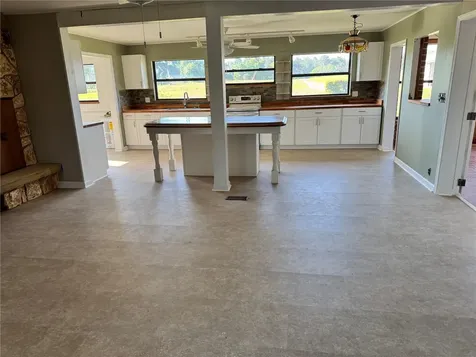 13311 SE Sunset Harbor Road Weirsdale FL 32195