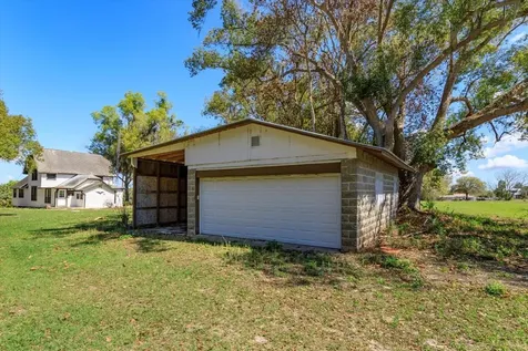 13311 SE Sunset Harbor Road Weirsdale FL 32195