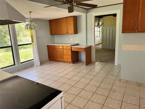 13311 SE Sunset Harbor Road Weirsdale FL 32195