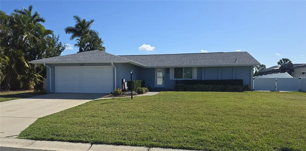 4007 Royal Palm Drive Bradenton FL 34210