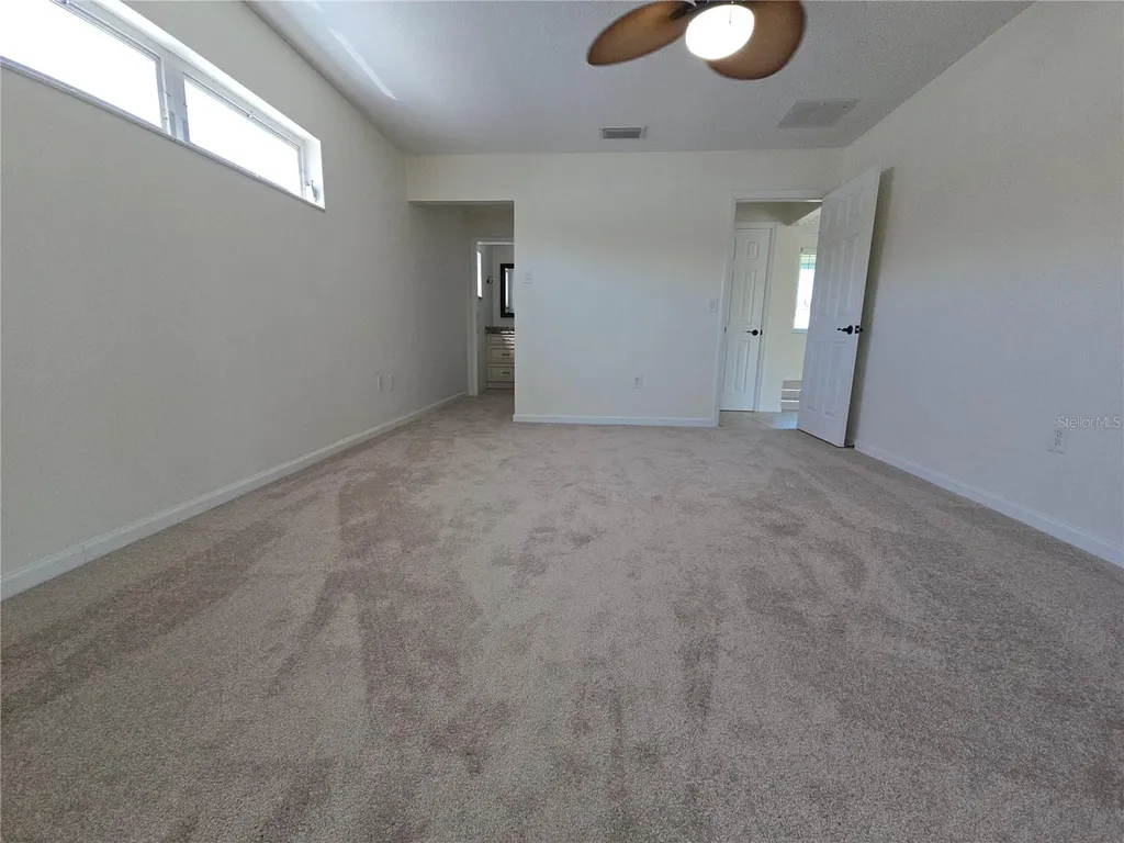 4007 Royal Palm Drive Bradenton FL 34210