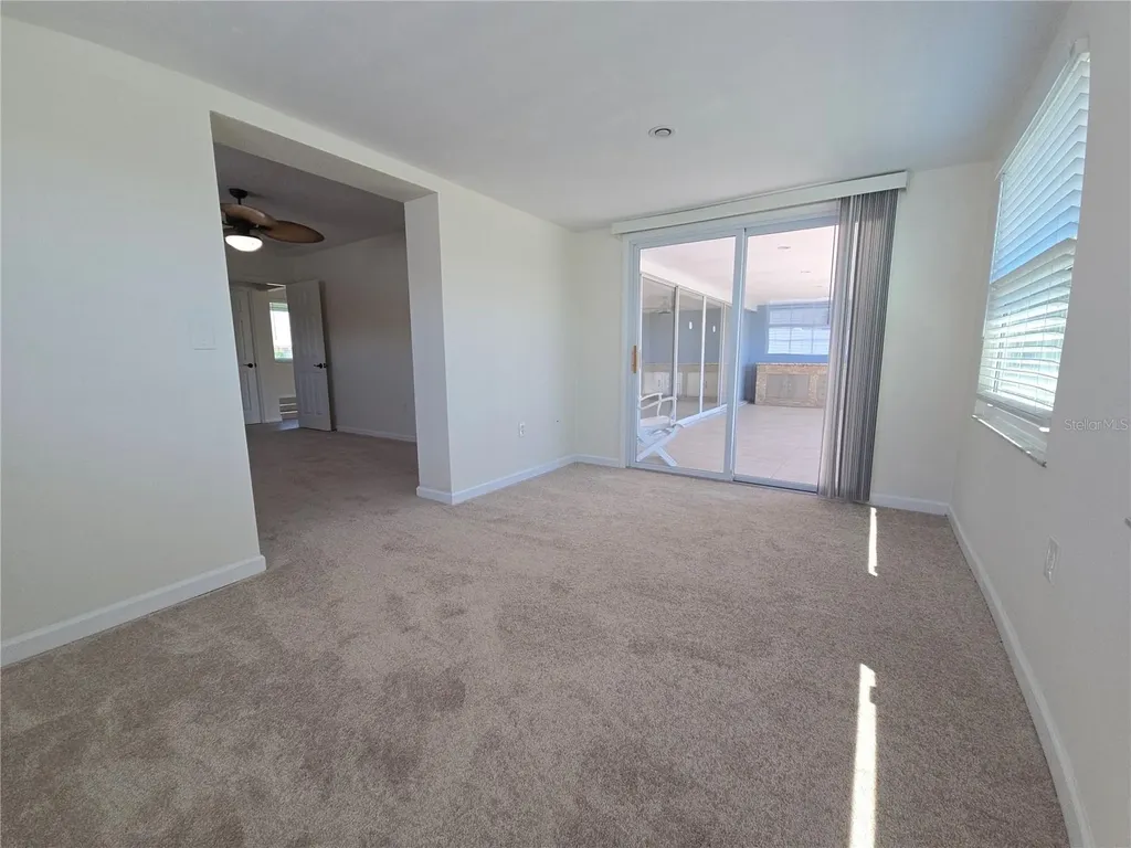 4007 Royal Palm Drive Bradenton FL 34210