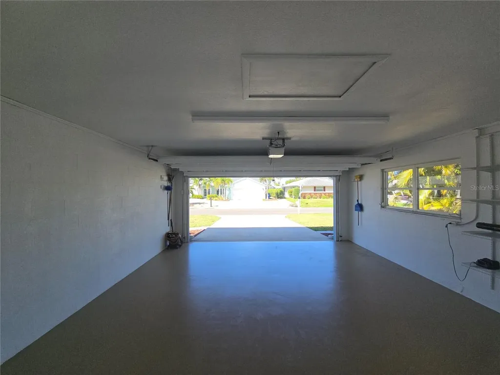 4007 Royal Palm Drive Bradenton FL 34210