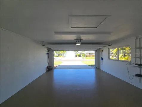 4007 Royal Palm Drive Bradenton FL 34210