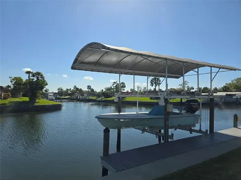 4007 Royal Palm Drive Bradenton FL 34210