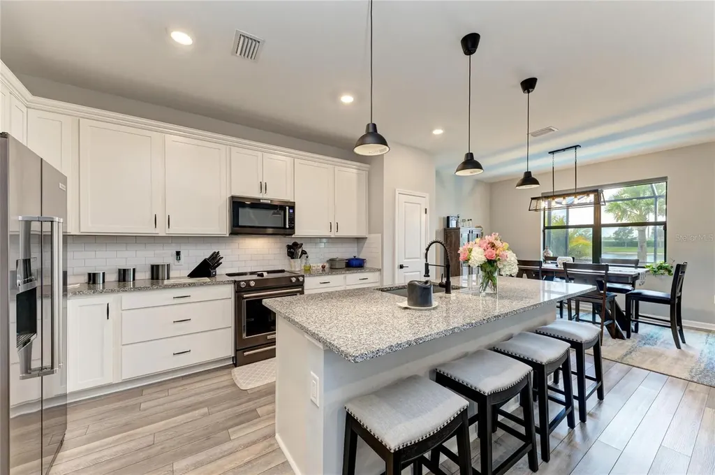 16314 Pine Mist Drive Bradenton FL 34211