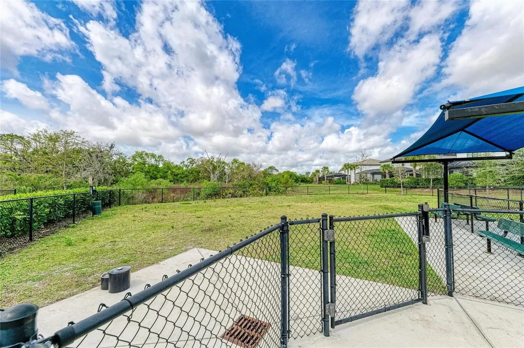 16314 Pine Mist Drive Bradenton FL 34211