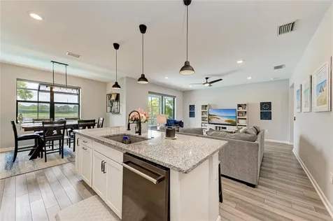 16314 Pine Mist Drive Bradenton FL 34211