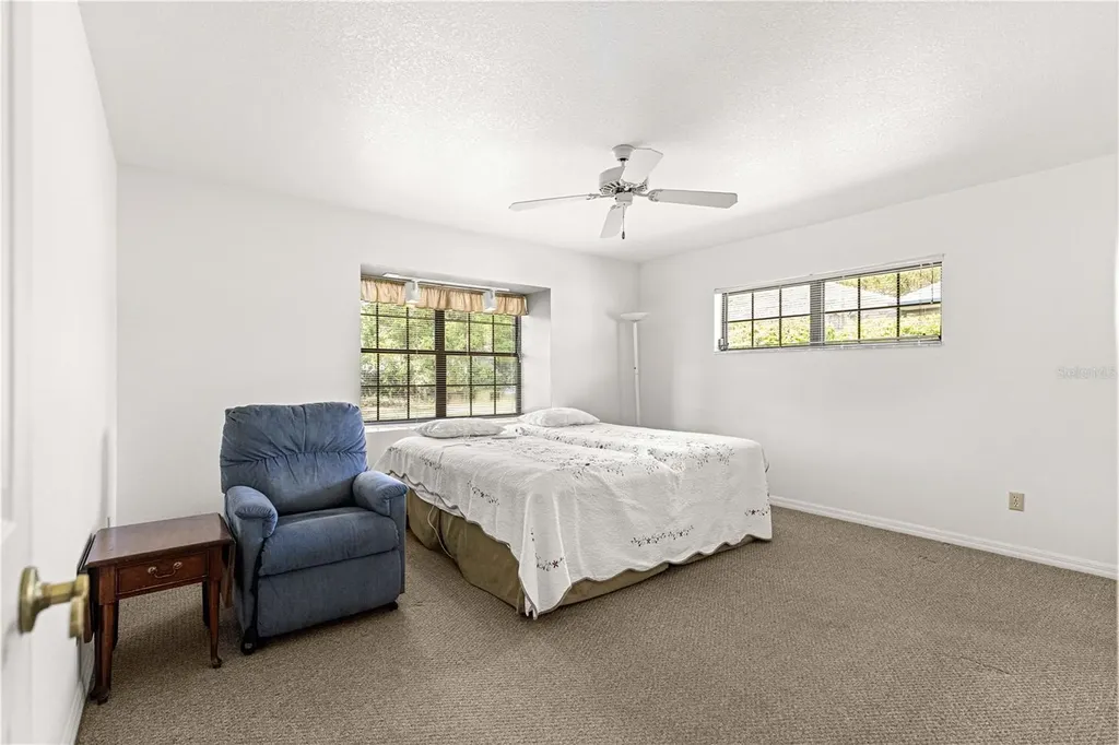 2220 SE 51st Avenue Ocala FL 34480