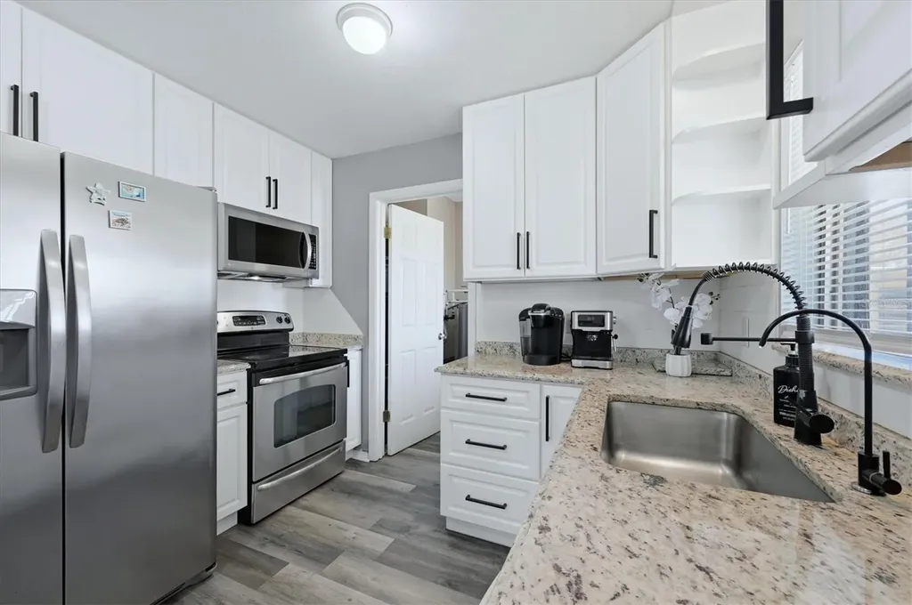 564 Leach Street Englewood FL 34223