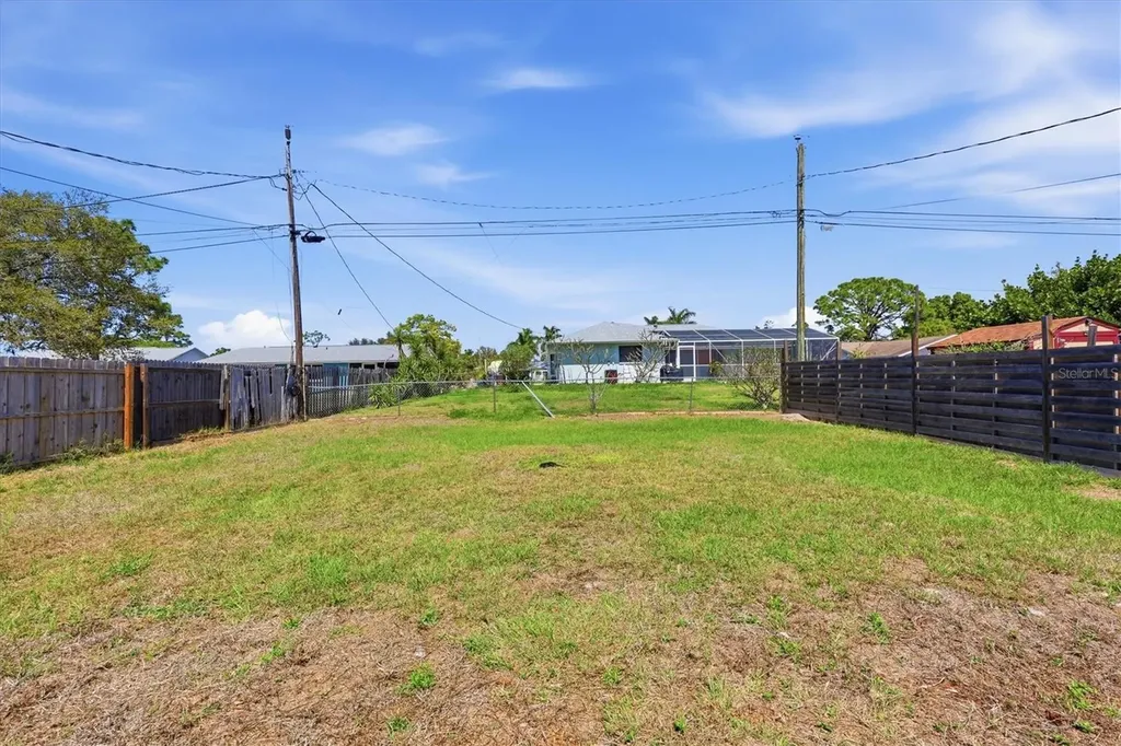 564 Leach Street Englewood FL 34223