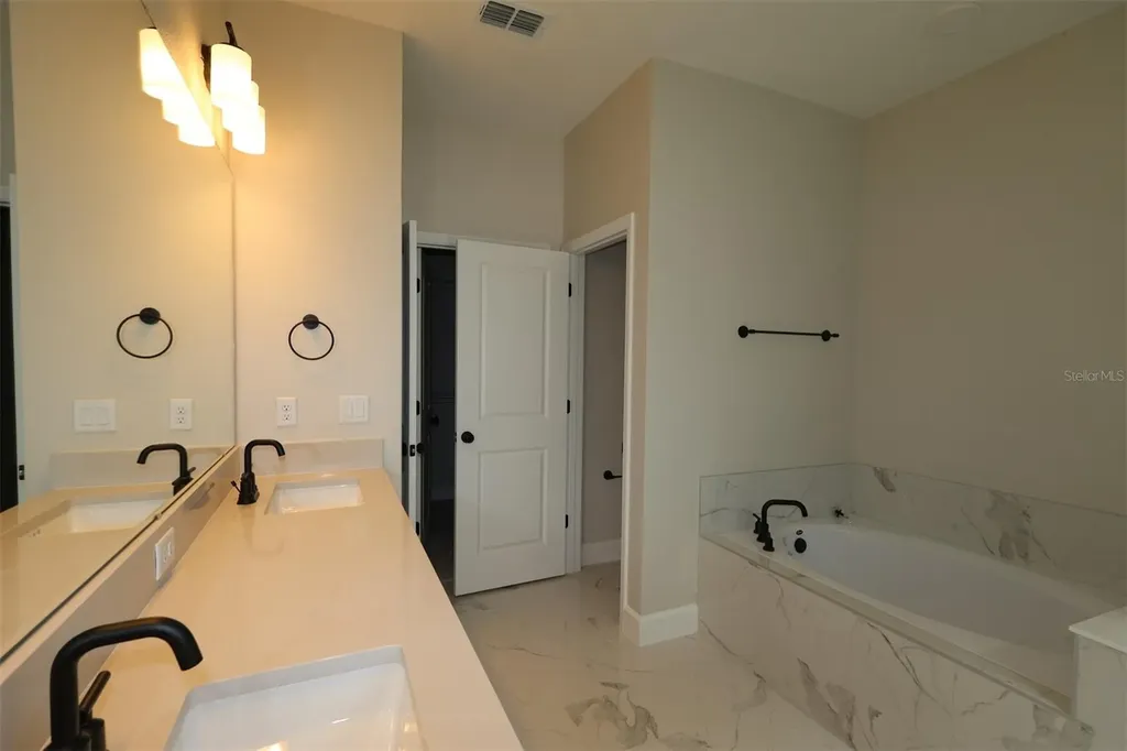 2600 Ravencliffe Terrace Oviedo FL 32765