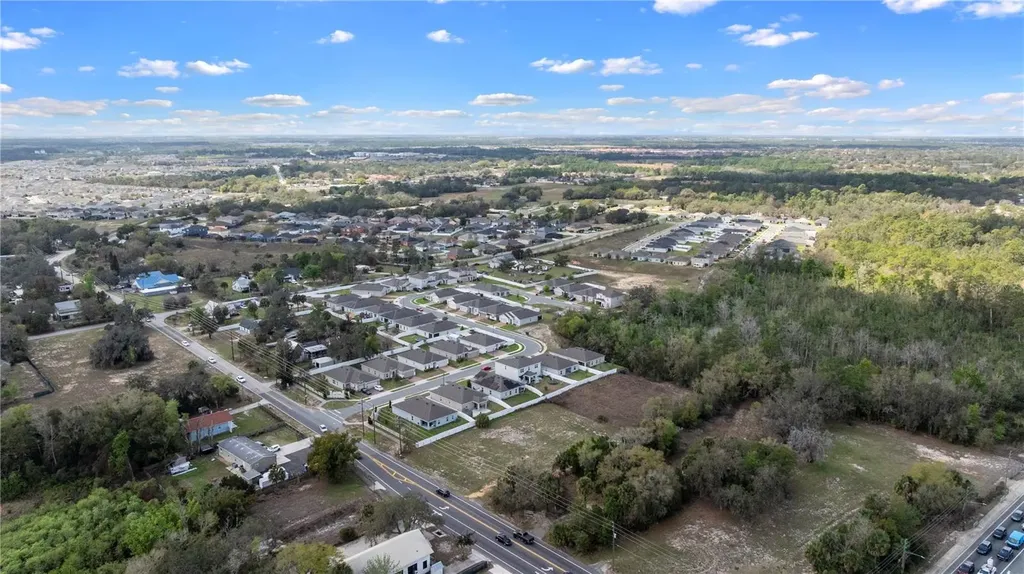 6211 County Road 547 N Davenport FL 33837