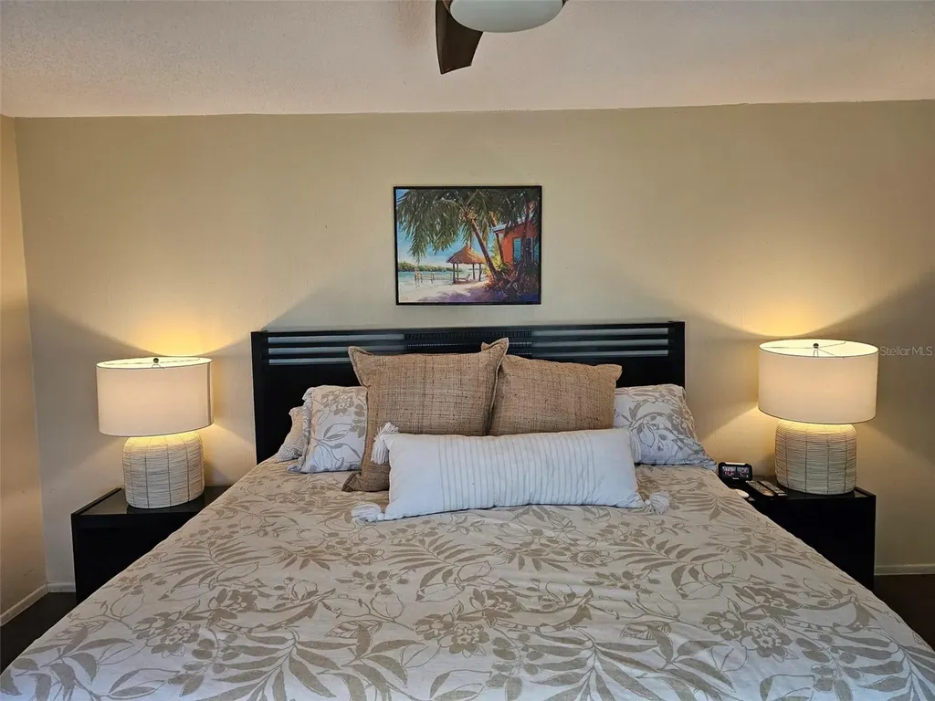 6147 43rd Street W Bradenton FL 34210