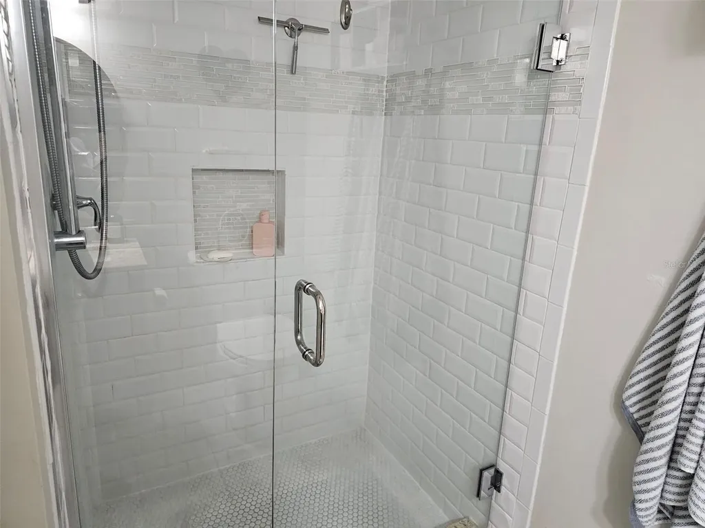 6147 43rd Street W Bradenton FL 34210