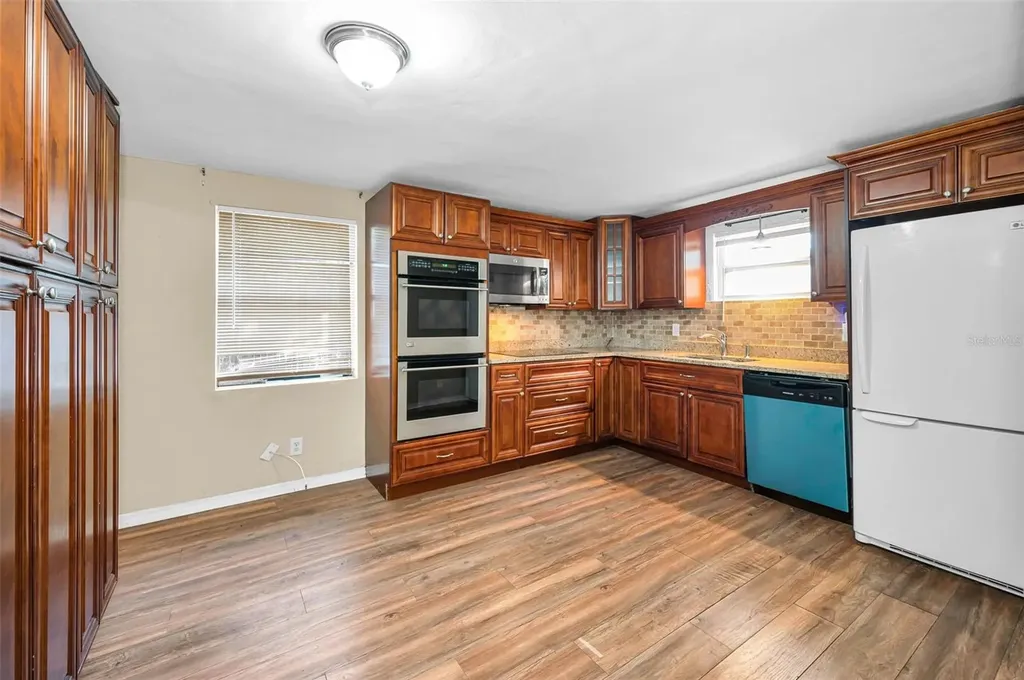 504 Belmont Street Safety Harbor FL 34695