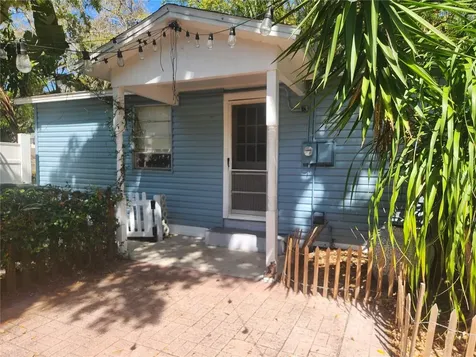 504 Belmont Street Safety Harbor FL 34695
