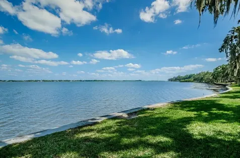 504 Belmont Street Safety Harbor FL 34695
