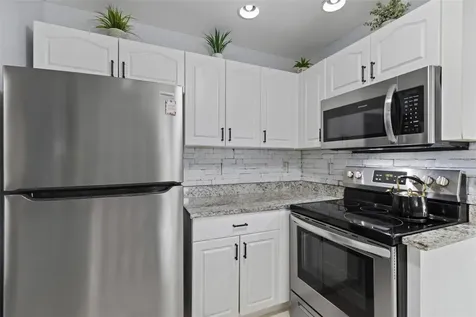 303 NE 13th Avenue Cape Coral FL 33909
