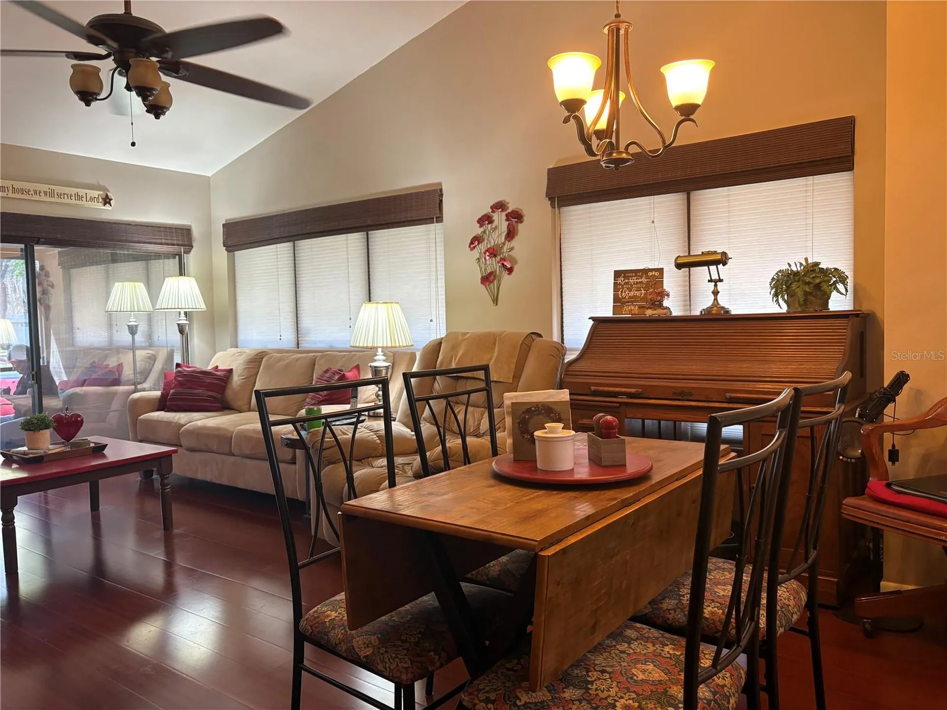 811 Oak Park Place Brandon FL 33511