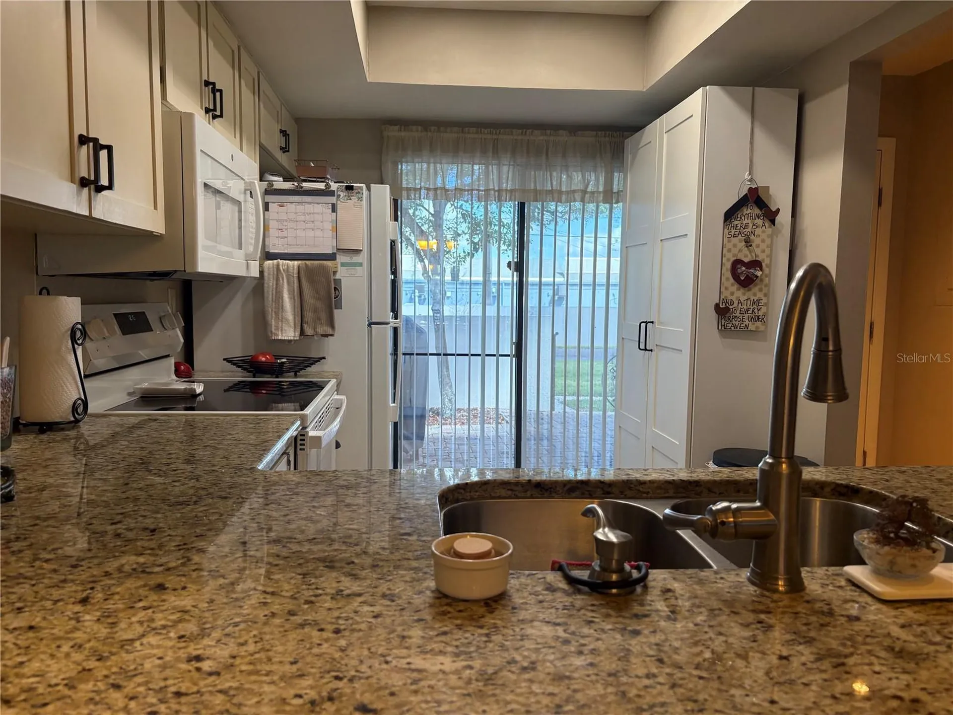 811 Oak Park Place Brandon FL 33511