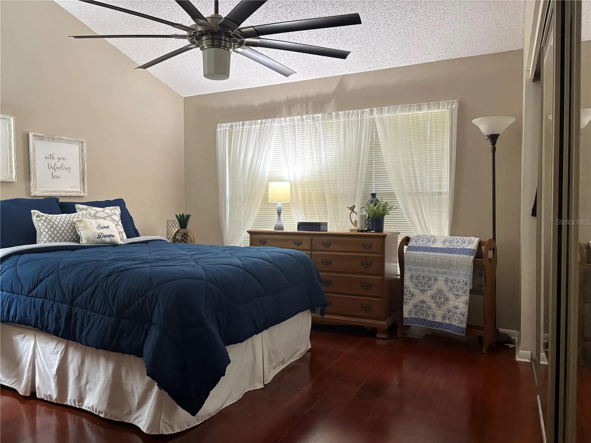 811 Oak Park Place Brandon FL 33511