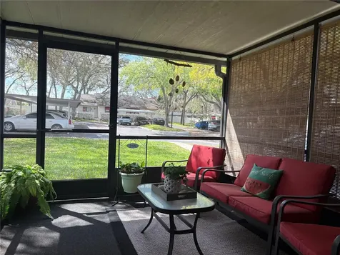 811 Oak Park Place Brandon FL 33511