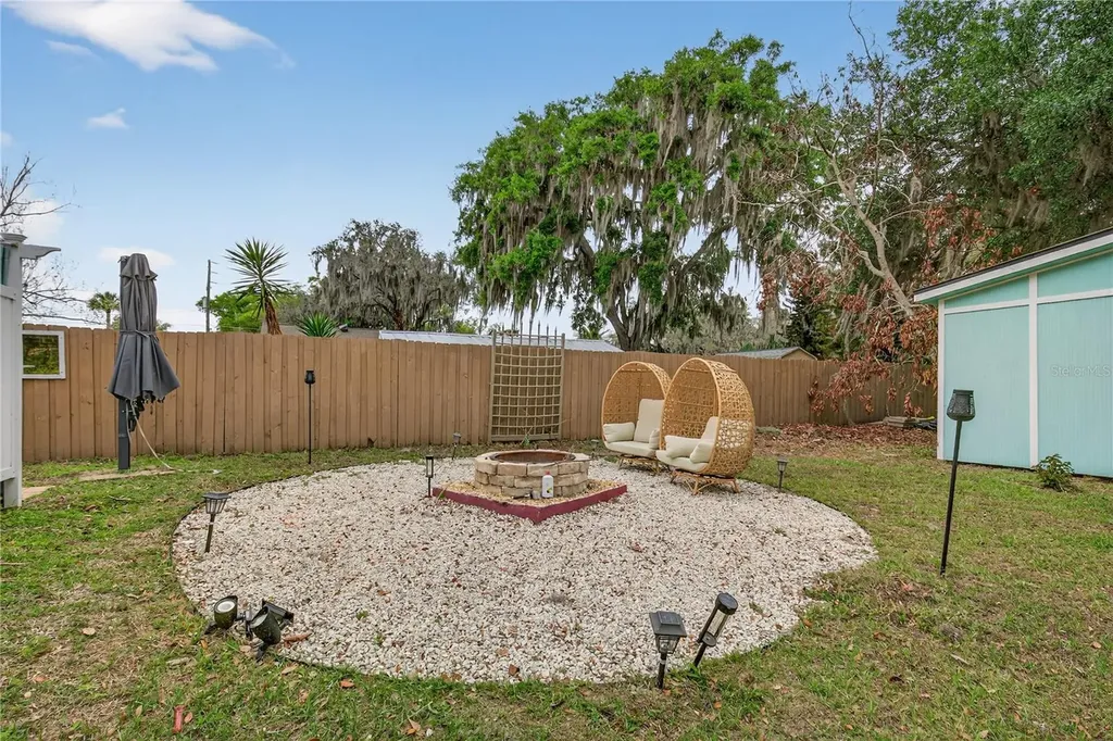 521 Michigan Street Mount Dora FL 32757
