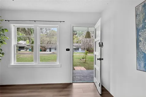 521 Michigan Street Mount Dora FL 32757