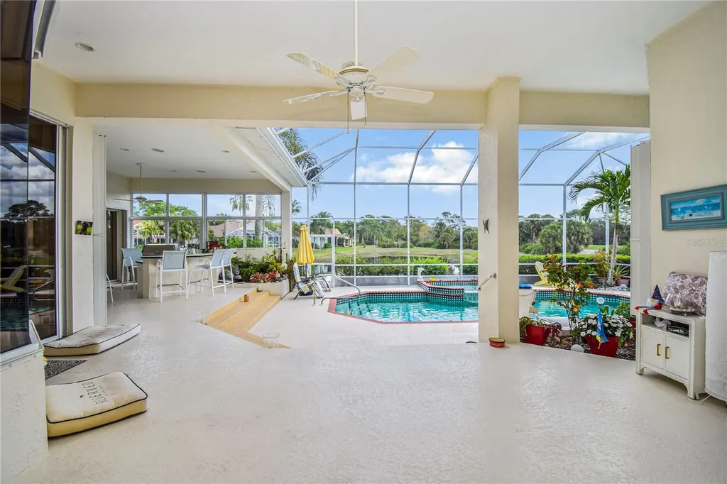 7302 Eaton Court University Park FL 34201