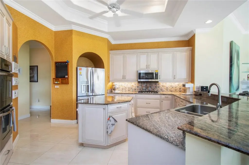7302 Eaton Court University Park FL 34201