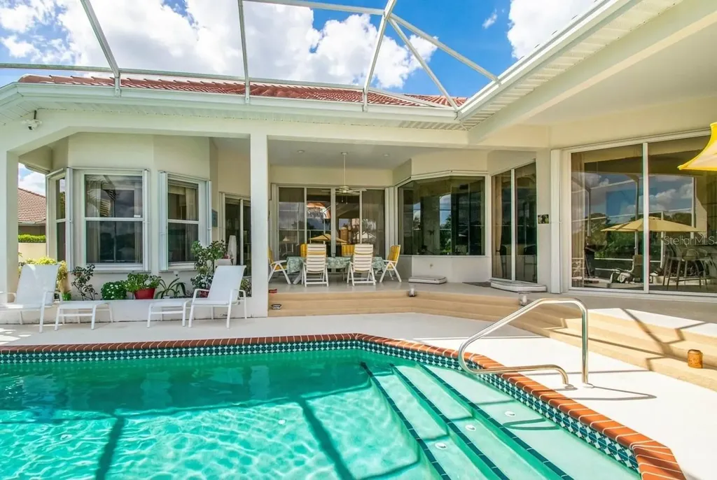7302 Eaton Court University Park FL 34201