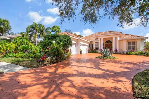 7302 Eaton Court University Park FL 34201