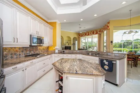 7302 Eaton Court University Park FL 34201